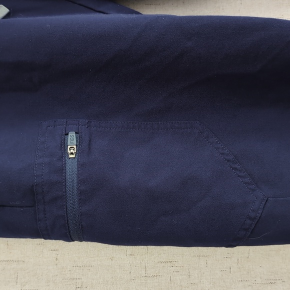 Figs Scrub Set - Picture 9 of 14